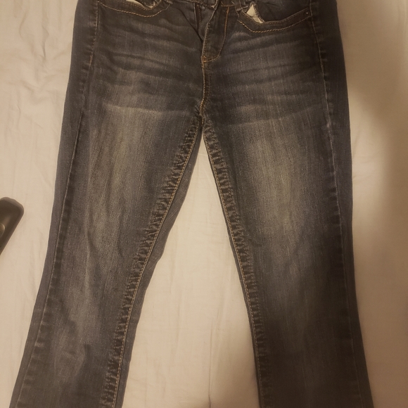 Jeans - Picture 1 of 3